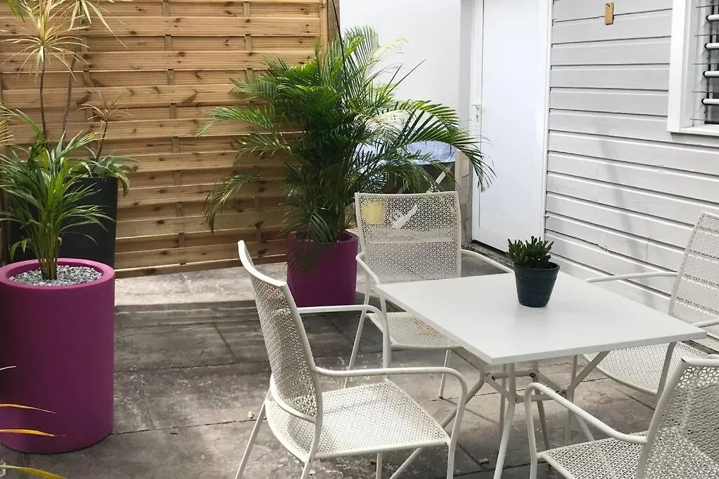 Studio Cosy Rez De Jardin A 10 Mn Des Plages Baie-Mahault Apartment